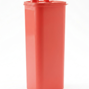 Recipiente plástico rojo rectangular con tapa abatible para almacenar alimentos.